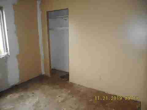 14220 Burt (28)_m.jpg